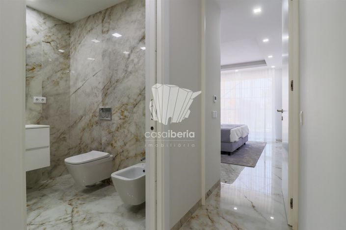 Image No.16-2 Bed Apartment for sale