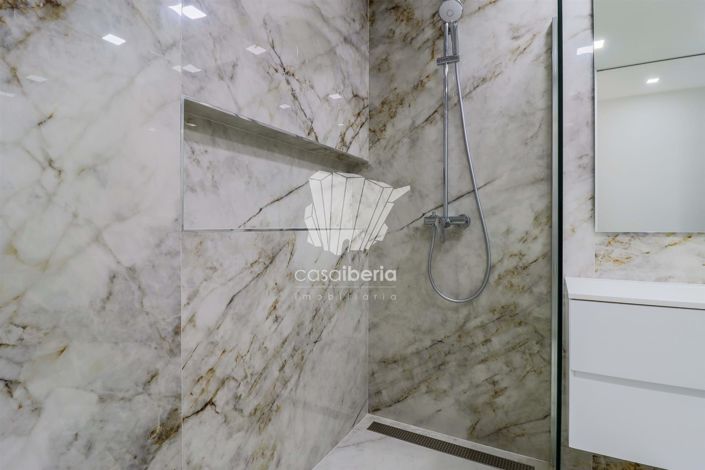 Image No.19-2 Bed Apartment for sale