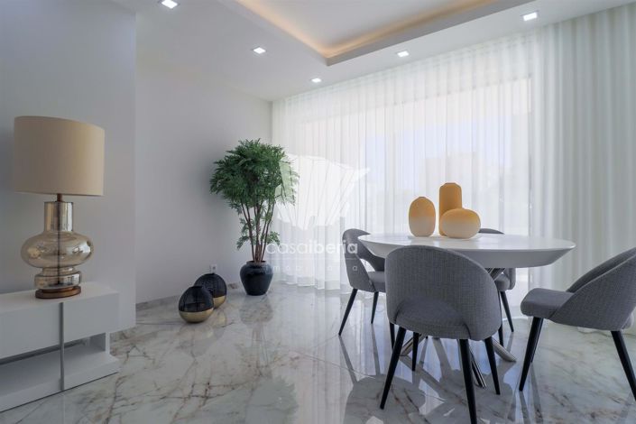 Image No.3-2 Bed Apartment for sale