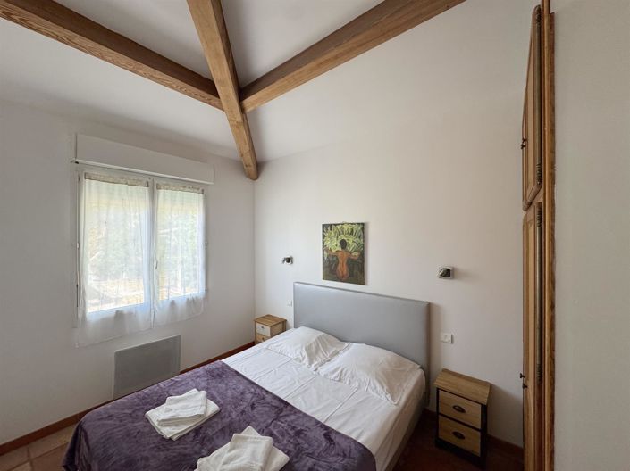 Image No.12-4 Bed House for sale