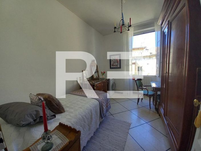 Image No.6-3 Bed Apartment for sale