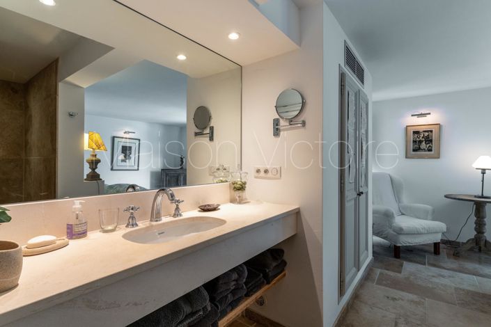 Image No.12-4 Bed House for sale