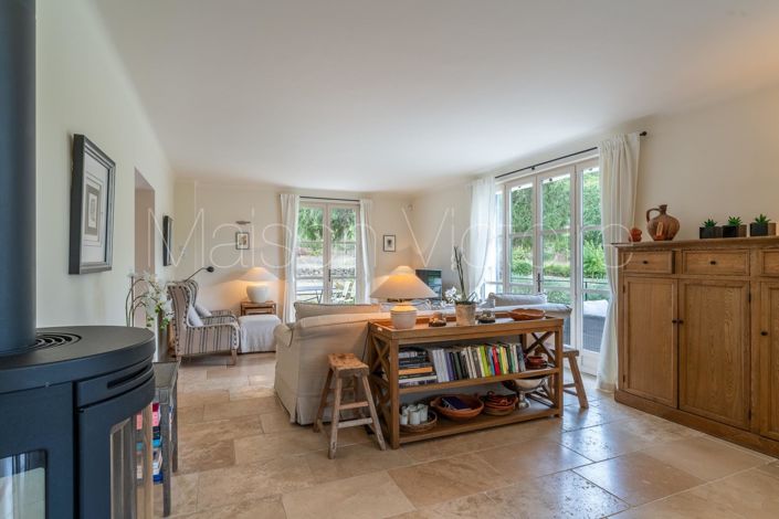 Image No.6-4 Bed House for sale