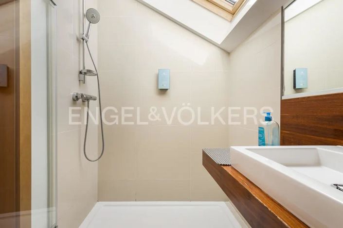 Image No.28-3 Bed Apartment for sale