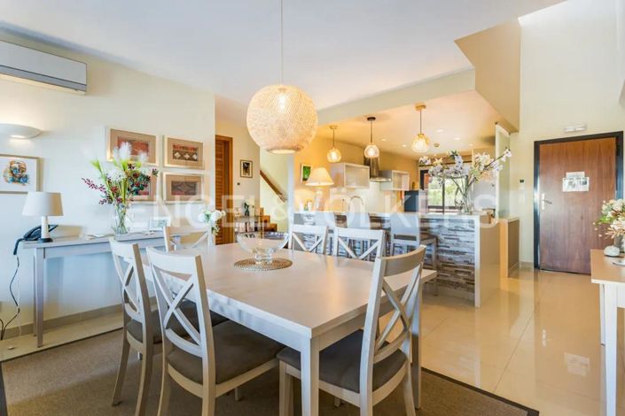 Image No.9-3 Bed Apartment for sale