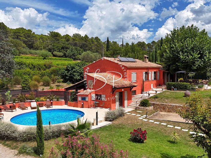 Image No.2-4 Bed House for sale