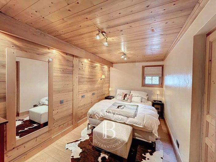 Image No.26-4 Bed House for sale