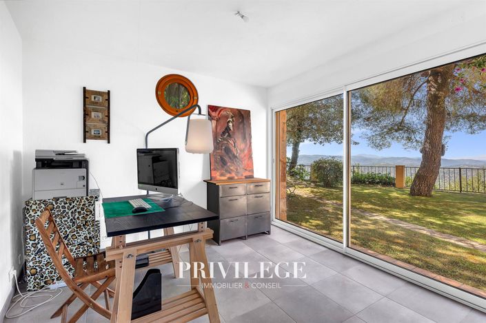 Image No.34-4 Bed House for sale