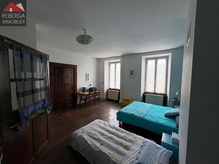 Image No.8-3 Bed House for sale