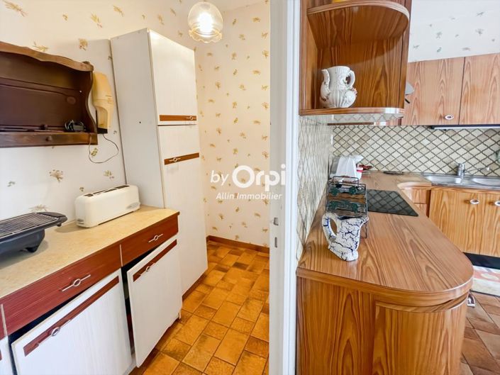 Image No.11-4 Bed House for sale