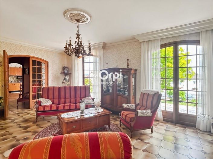 Image No.16-4 Bed House for sale