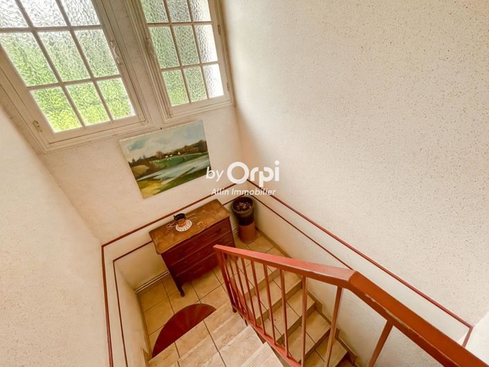 Image No.25-4 Bed House for sale