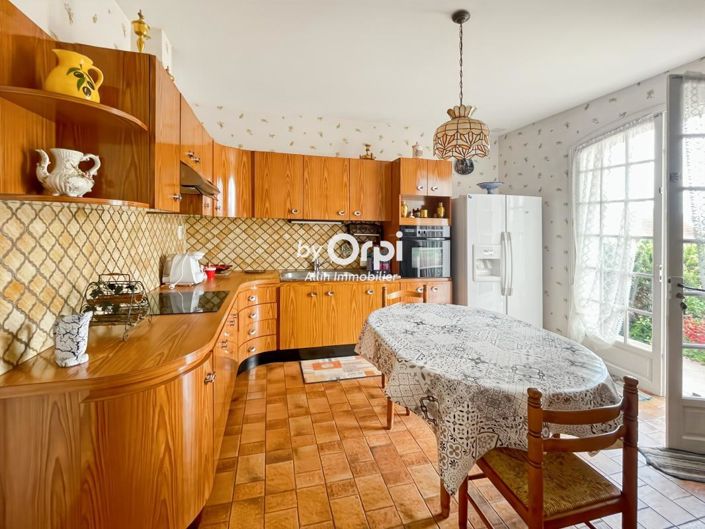 Image No.9-4 Bed House for sale