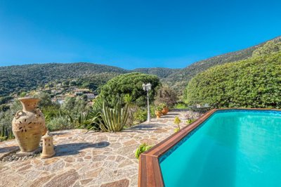 1 - Le Lavandou, House