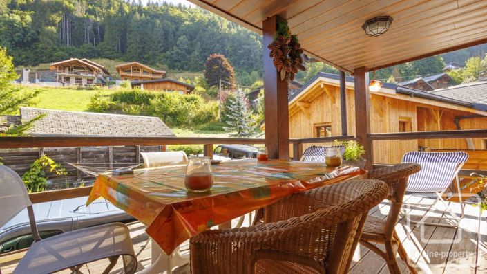 Image No.14-8 Bed Property for sale