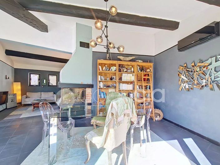 Image No.10-5 Bed House for sale