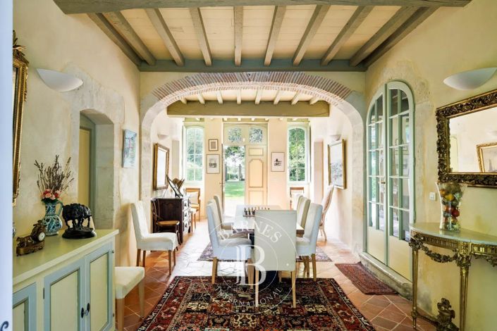 Image No.15-7 Bed House for sale