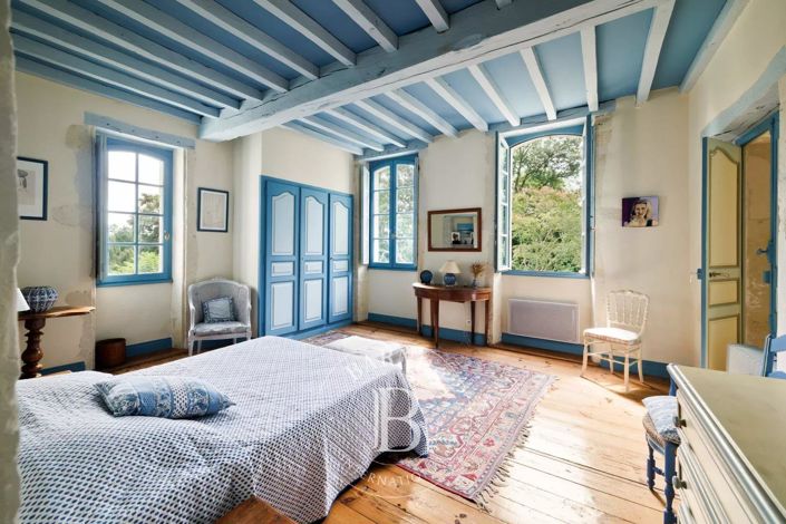 Image No.21-7 Bed House for sale