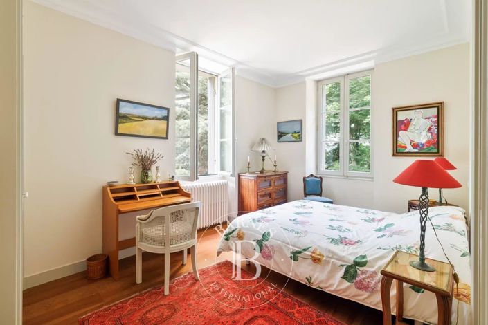 Image No.26-7 Bed House for sale