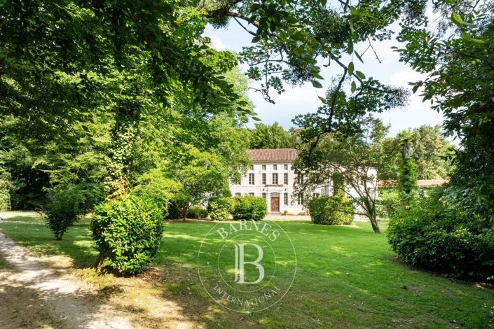 Image No.3-7 Bed House for sale