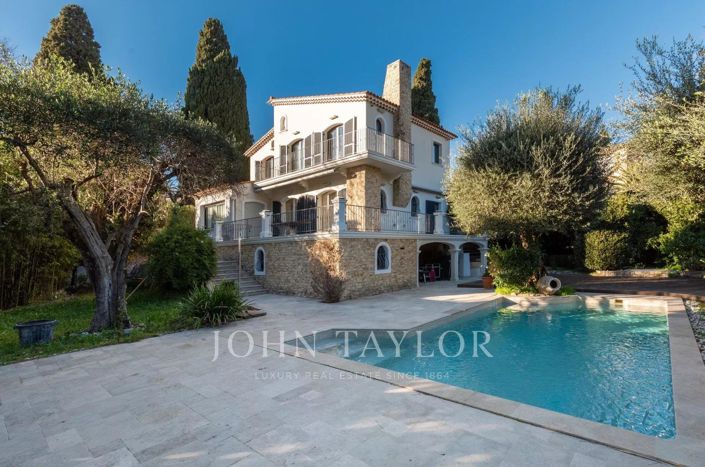 Image No.1-5 Bed House for sale