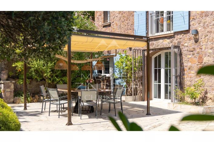 Image No.7-6 Bed House for sale