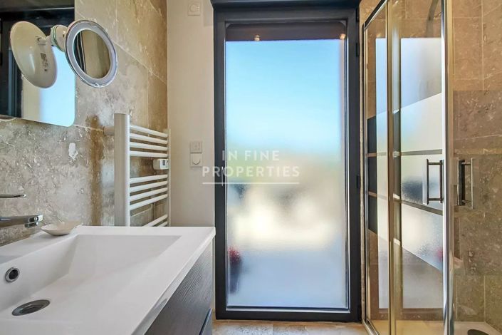 Image No.13-3 Bed House for sale