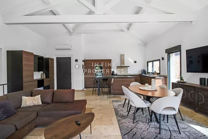 Image No.5-3 Bed House for sale