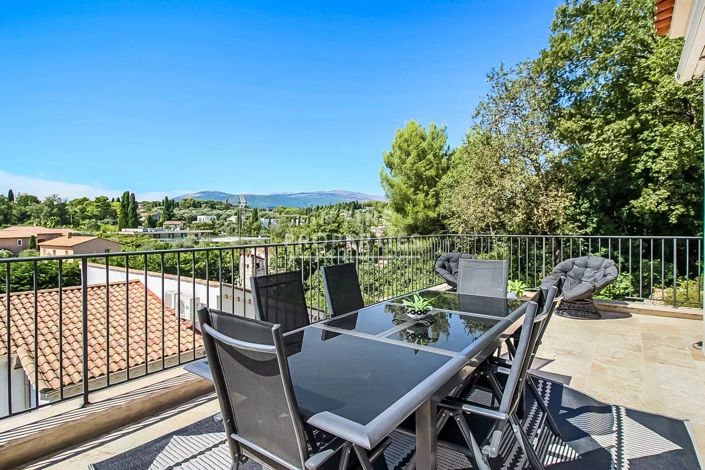 Image No.8-3 Bed House for sale