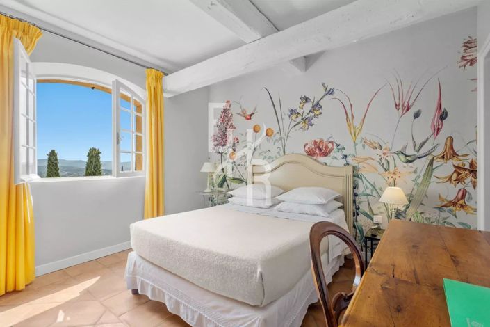 Image No.14-4 Bed House for sale