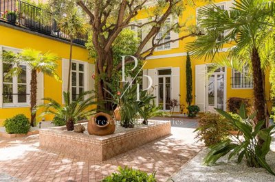 1 - Cannes, House