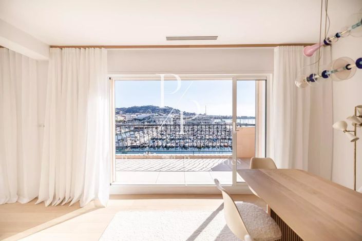 Image No.3-3 Bed Apartment for sale