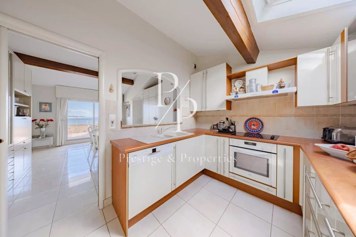 Image No.5-2 Bed Apartment for sale