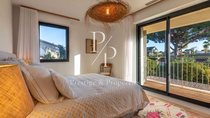 Image No.7-3 Bed House for sale