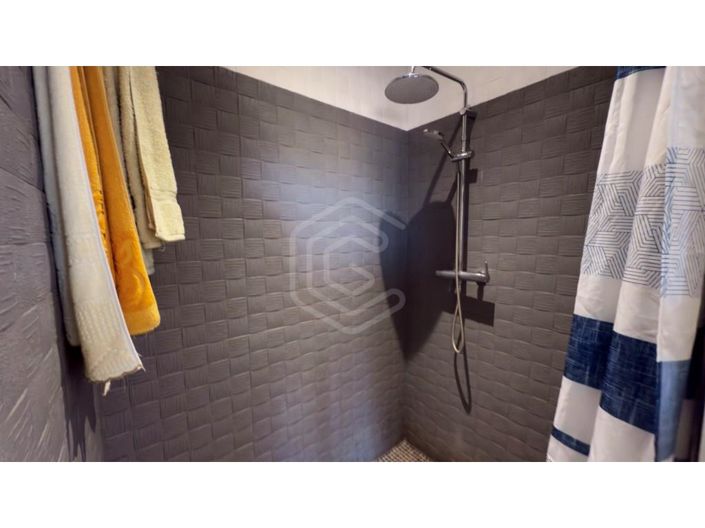 Image No.23-2 Bed House for sale