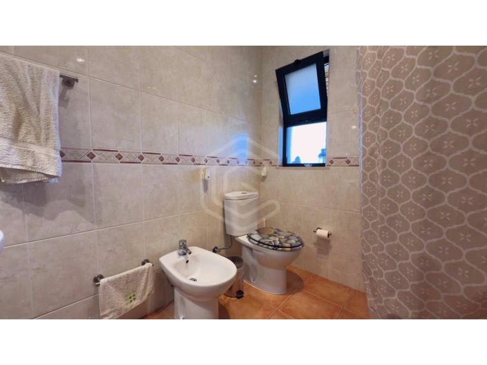 Image No.38-2 Bed House for sale