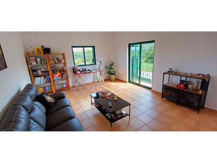 Image No.40-2 Bed House for sale