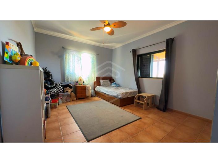 Image No.48-2 Bed House for sale