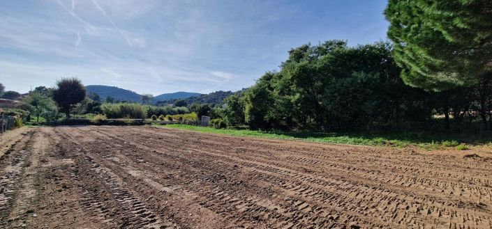 Image No.10-4 Bed House for sale