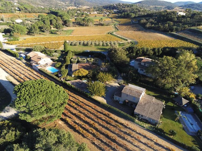 Image No.9-4 Bed House for sale