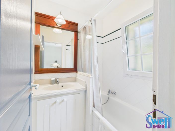 Image No.16-2 Bed House for sale