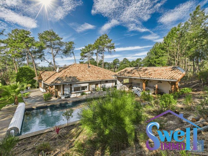 Image No.1-5 Bed Property for sale