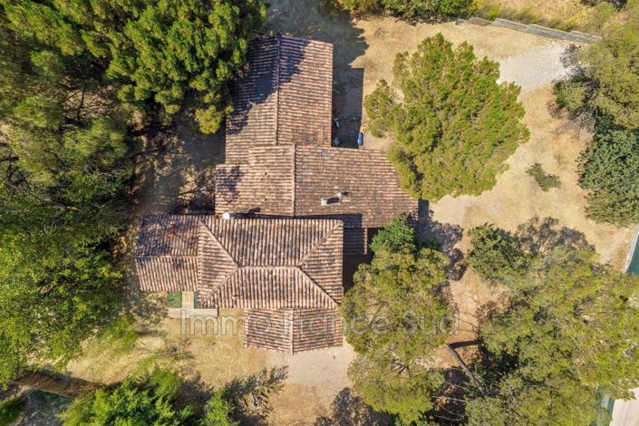 Image No.1-4 Bed House for sale