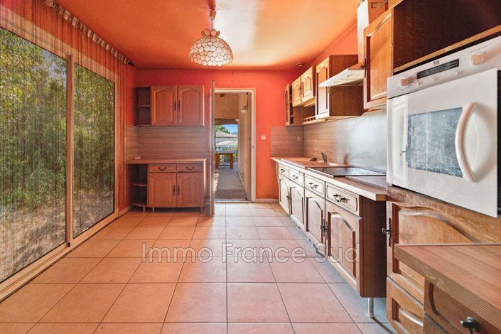 Image No.15-4 Bed House for sale