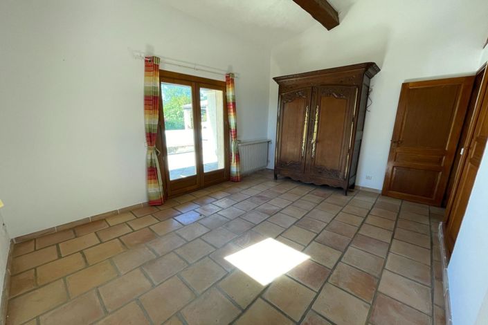 Image No.10-4 Bed House for sale