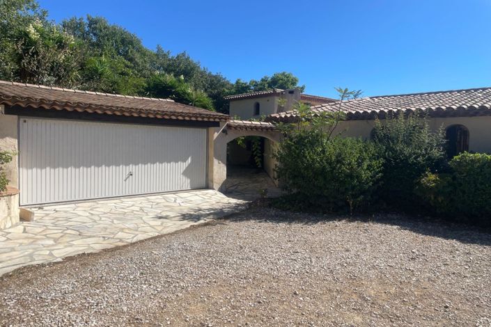 Image No.6-4 Bed House for sale