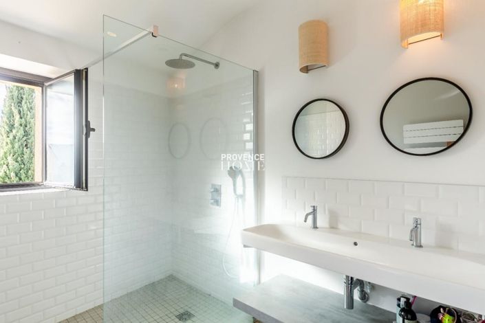 Image No.16-4 Bed House for sale