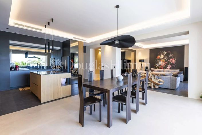 Image No.2-Appartement de 4 chambres à vendre à Cannes