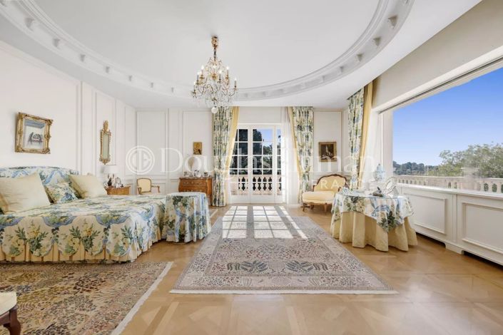 Image No.15-6 Bed House for sale