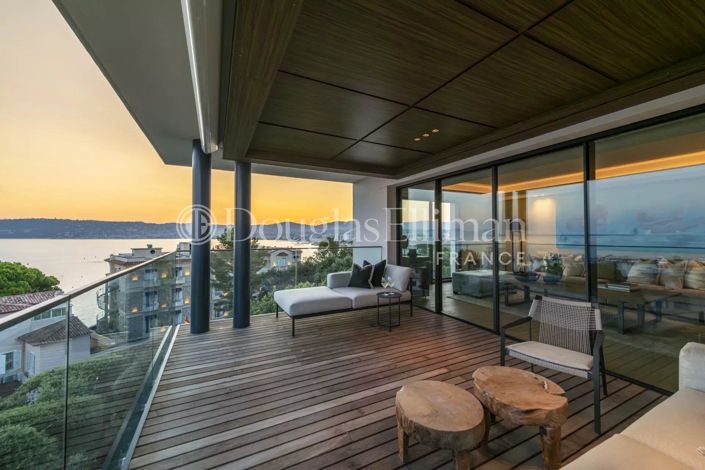 Image No.11-3 Bed Apartment for sale